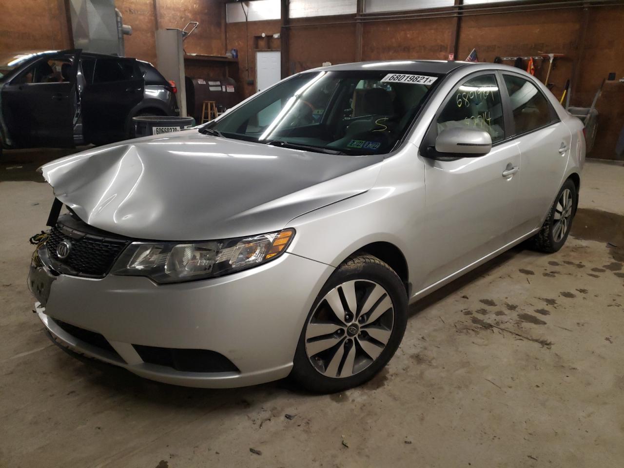 Photo 2 from auction – 2013 KIA FORTE EX with VIN KNAFU4A29D5674255