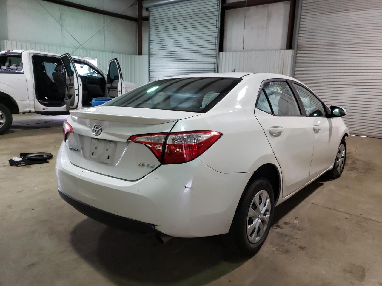 Photo 4 from auction – 2016 TOYOTA COROLLA EC with VIN 5YFBPRHE6GP545421