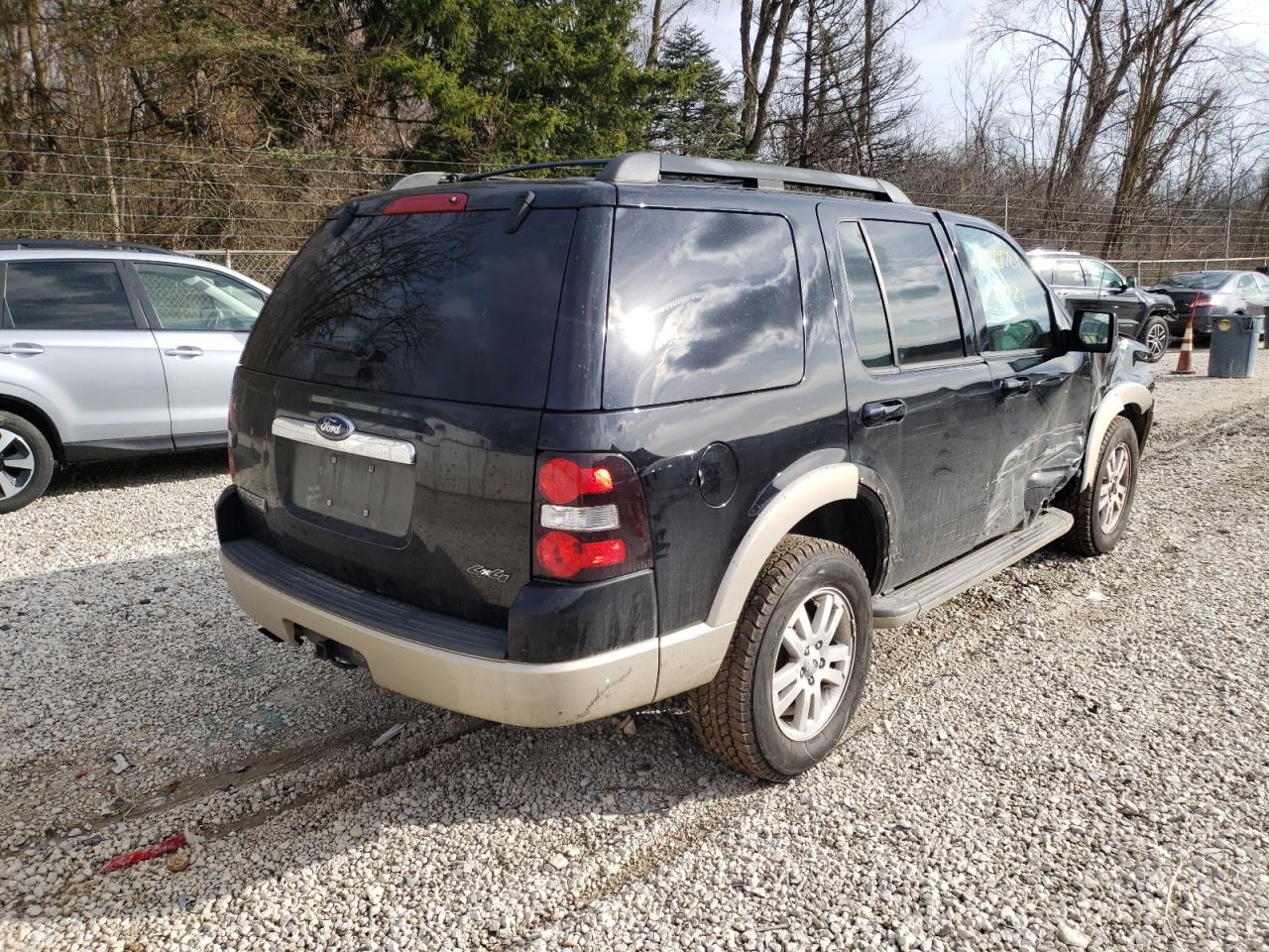 Photo 4 from auction – 2009 FORD EXPLORER E with VIN 1FMEU74859UA35637