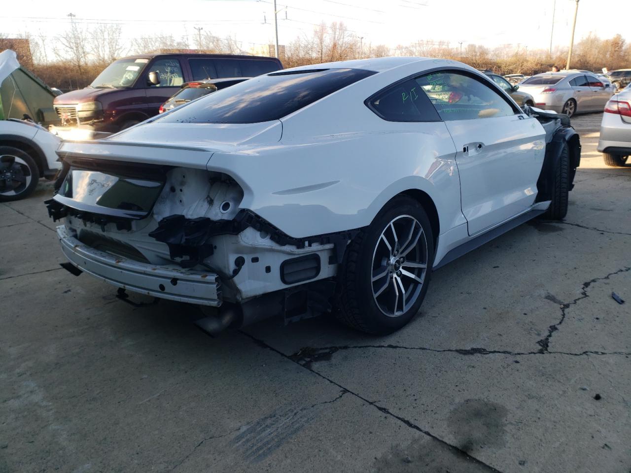 Photo 4 from auction – 2016 FORD MUSTANG with VIN 1FA6P8TH4G5236403