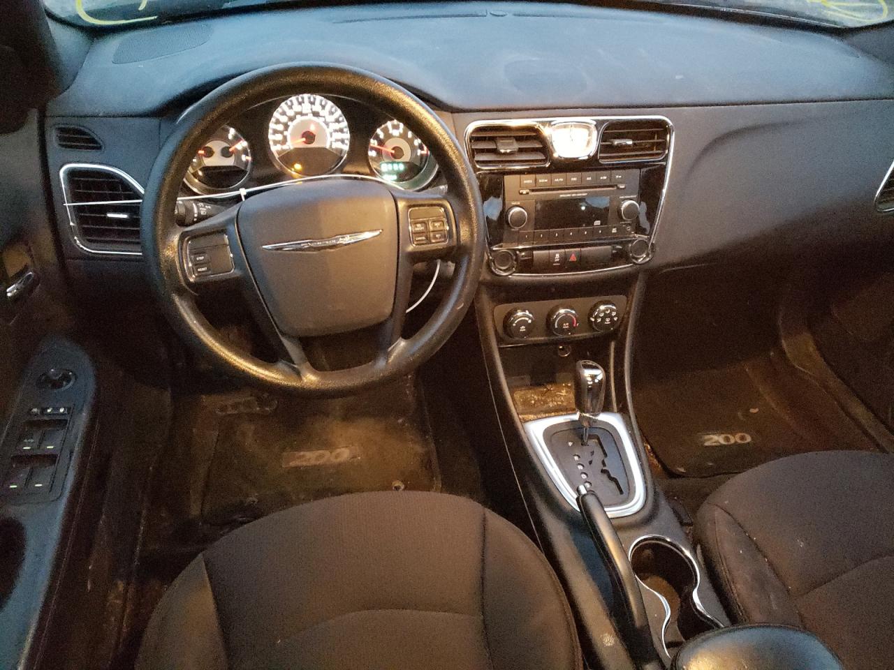 صورة رقم 9 من المزاد - 2014 CHRYSLER 200 LX مع VIN 1C3CCBAB0EN111890