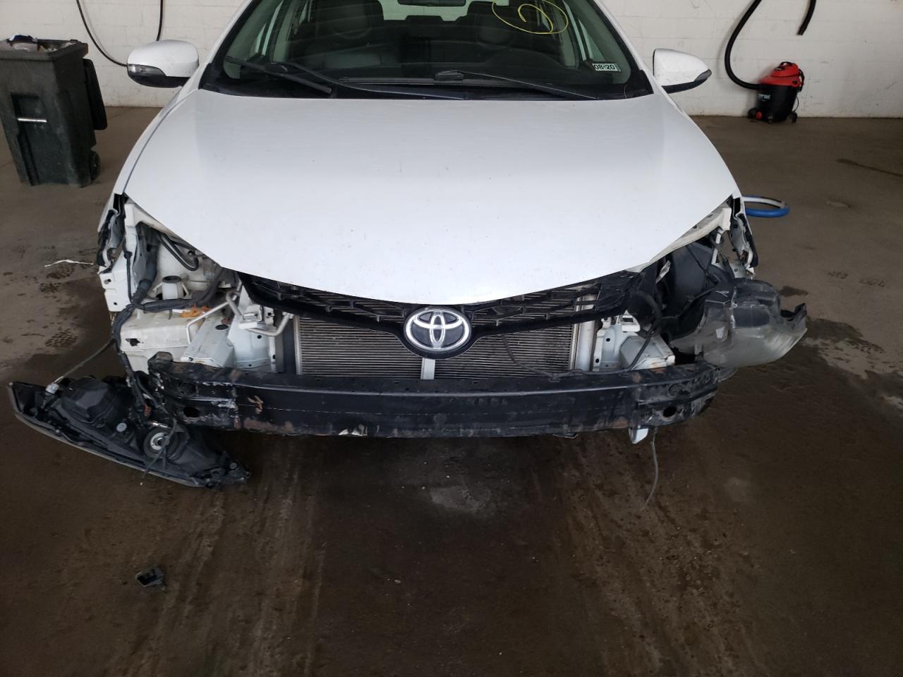 Photo 9 from auction – 2015 TOYOTA COROLLA L with VIN 2T1BURHEXFC300614