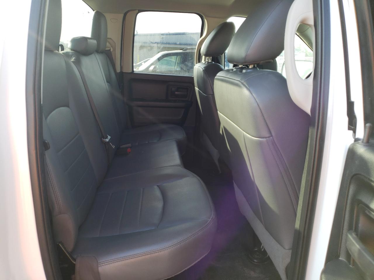 Photo 6 from auction – 2017 RAM 1500 ST with VIN 1C6RR6FG0HS590471