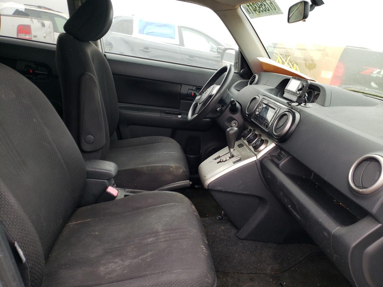 Photo 5 from auction – 2008 SCION IQ with VIN JTLKE50EX81029616