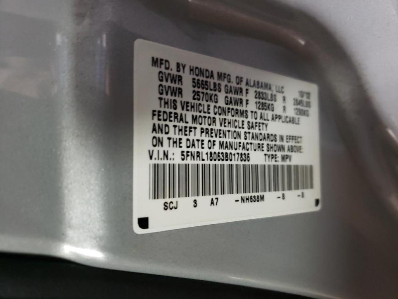 Photo 10 from auction – 2003 HONDA ODYSSEY EX with VIN 5FNRL18063B017836
