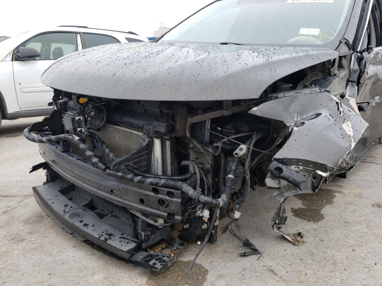 Photo 9 from auction – 2017 NISSAN ROGUE S with VIN KNMAT2MV9HP573401