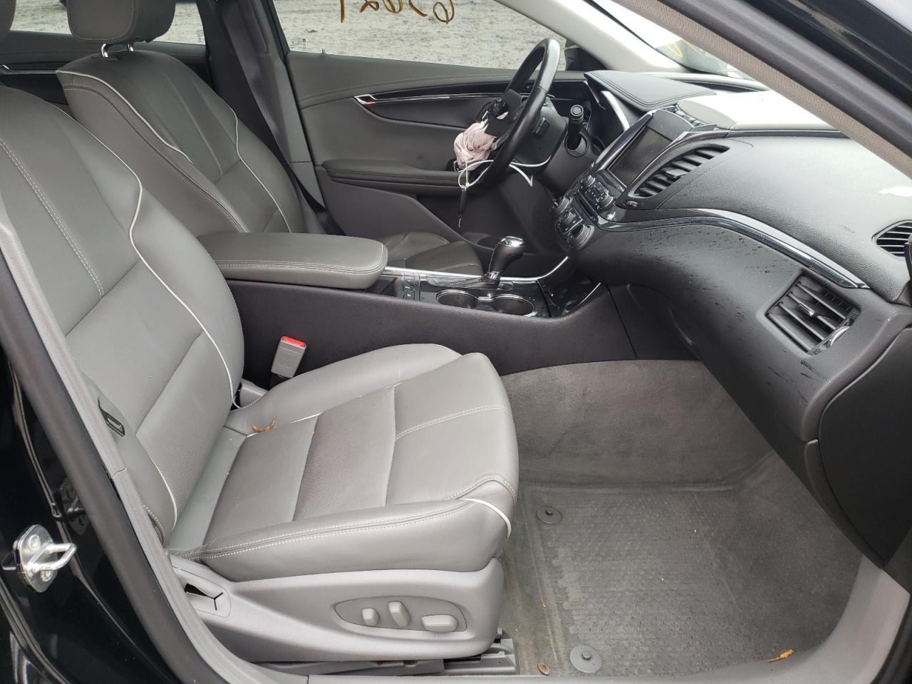 Photo 5 from auction – 2017 CHEVROLET IMPALA PRE with VIN 2G1145S34H9154010