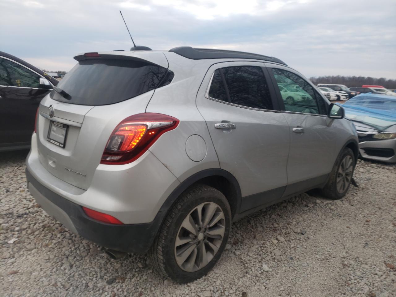 Photo 4 from auction – 2020 BUICK ENCORE PRE with VIN KL4CJASB2LB028514