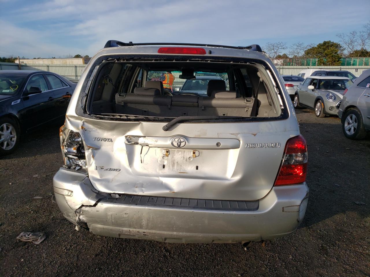Photo 9 from auction – 2006 TOYOTA HIGHLANDER with VIN JTEEP21A660146086