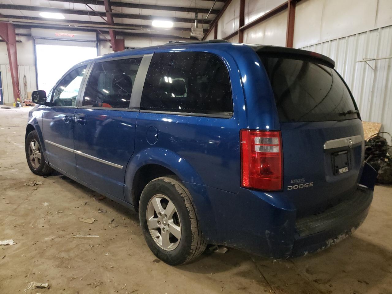 Photo 3 from auction – 2010 DODGE GRAND CARA with VIN 2D4RN5D19AR420374
