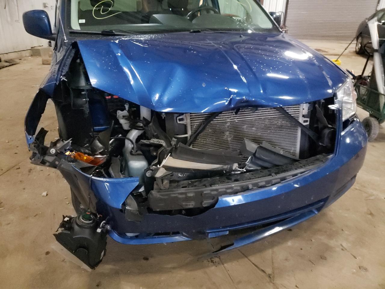 Фото 9 с аукциона – 2010 DODGE GRAND CARA с VIN 2D4RN5D19AR420374