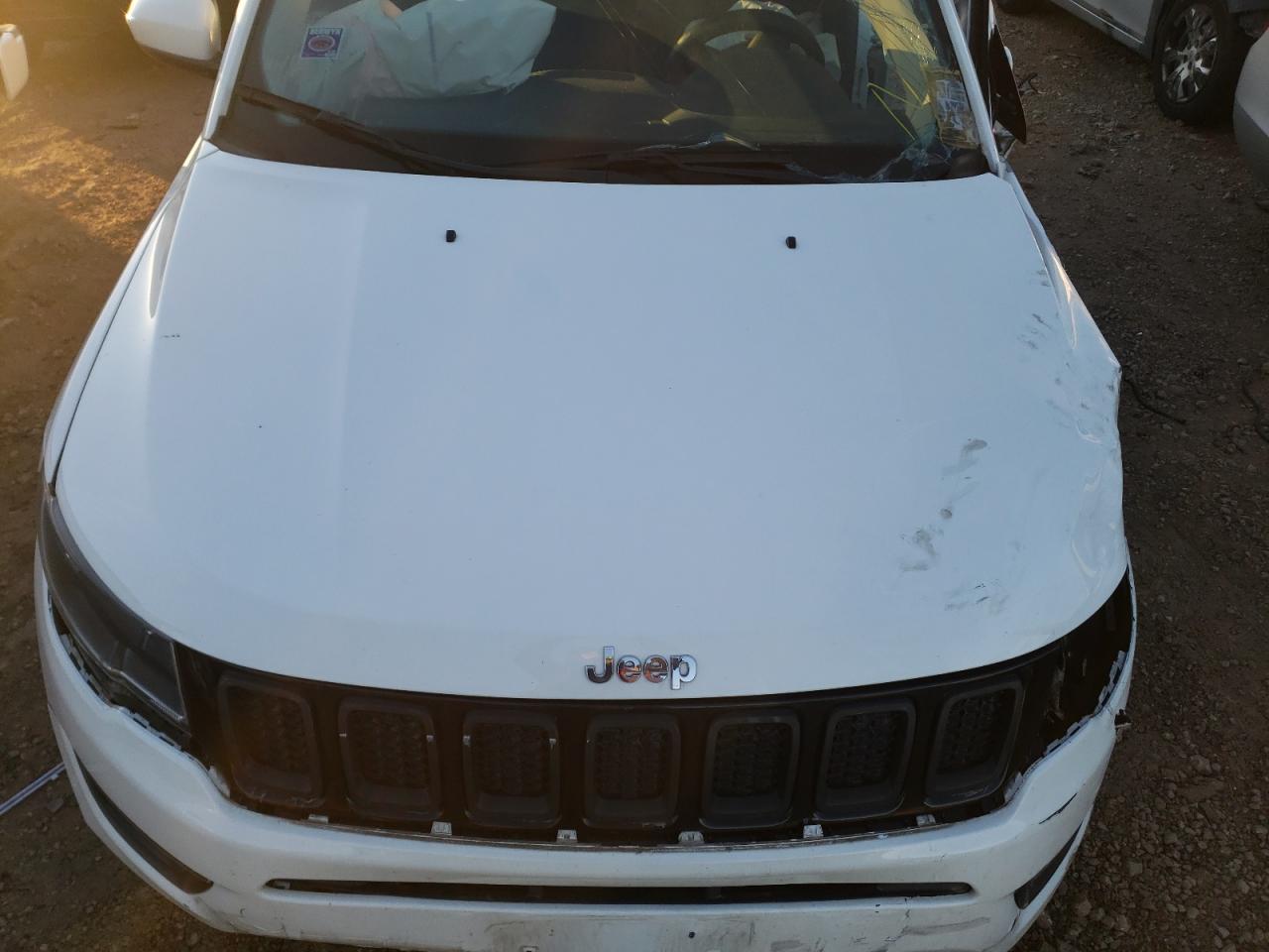 Photo 7 from auction – 2019 JEEP COMPASS LA with VIN 3C4NJDBB6KT850018