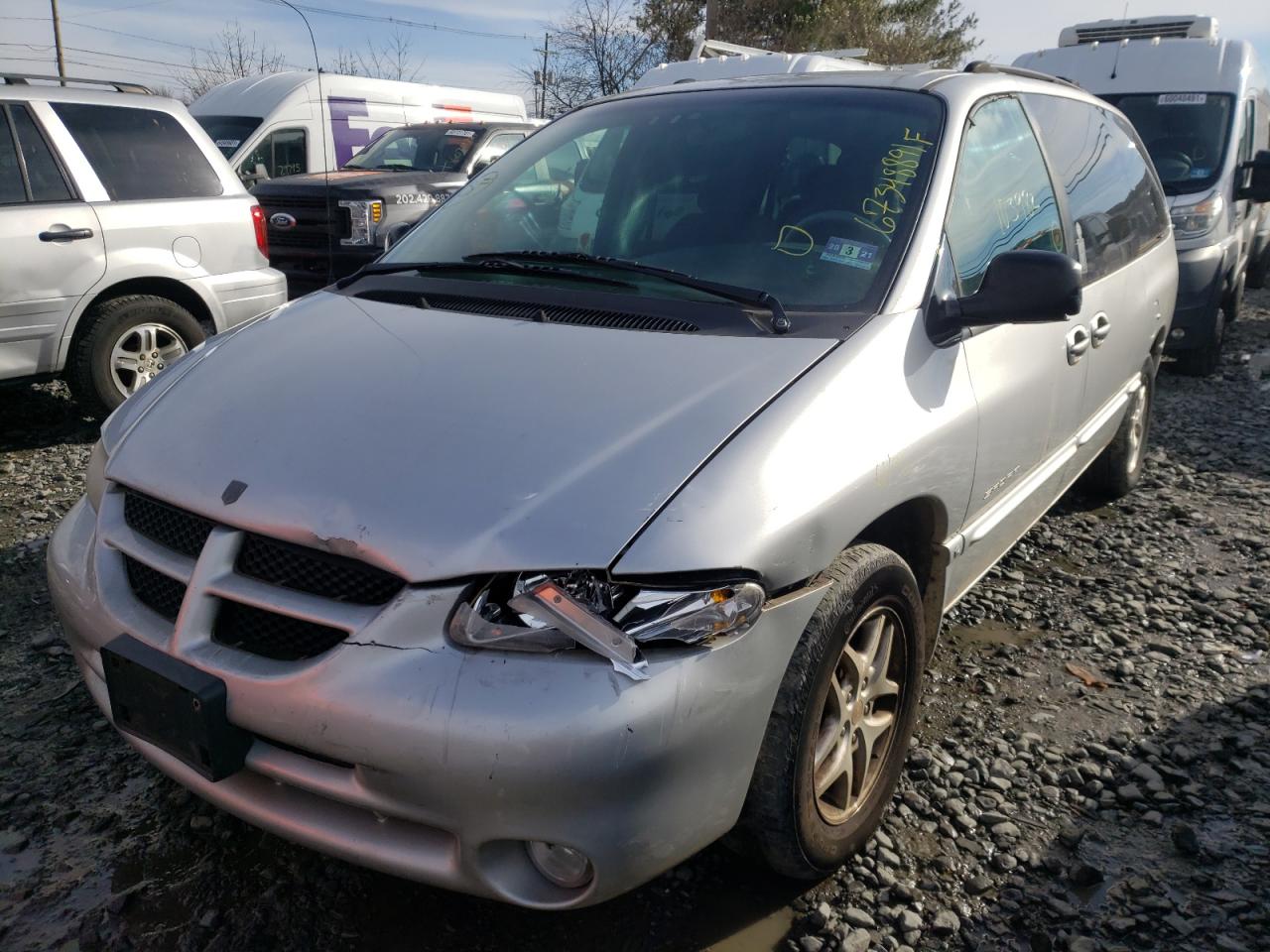 Photo 2 from auction – 1999 DODGE CARAVAN with VIN 1B4GP44G3XB897870