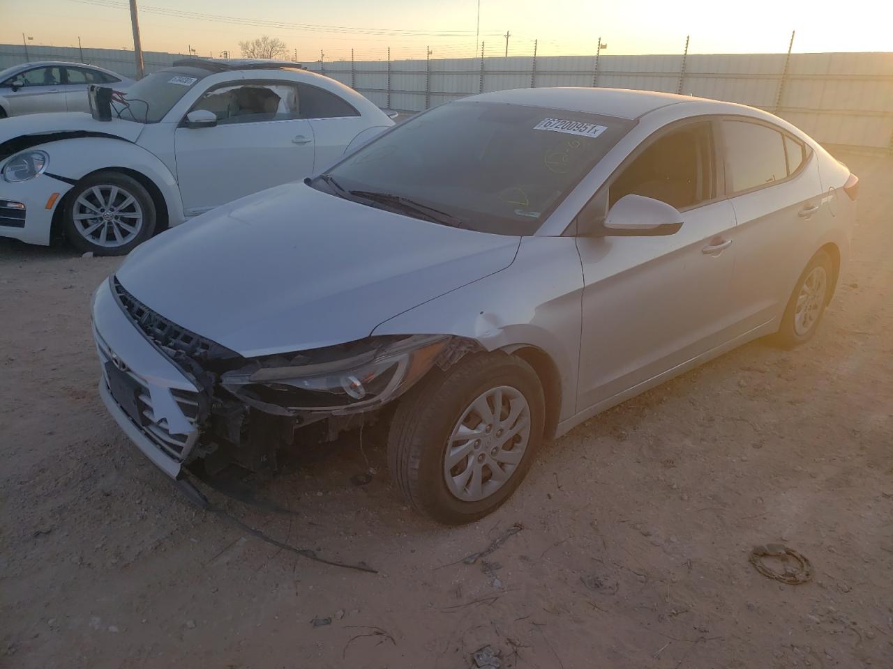 Photo 2 from auction – 2017 HYUNDAI ELANTRA SE with VIN 5NPD74LF2HH084874