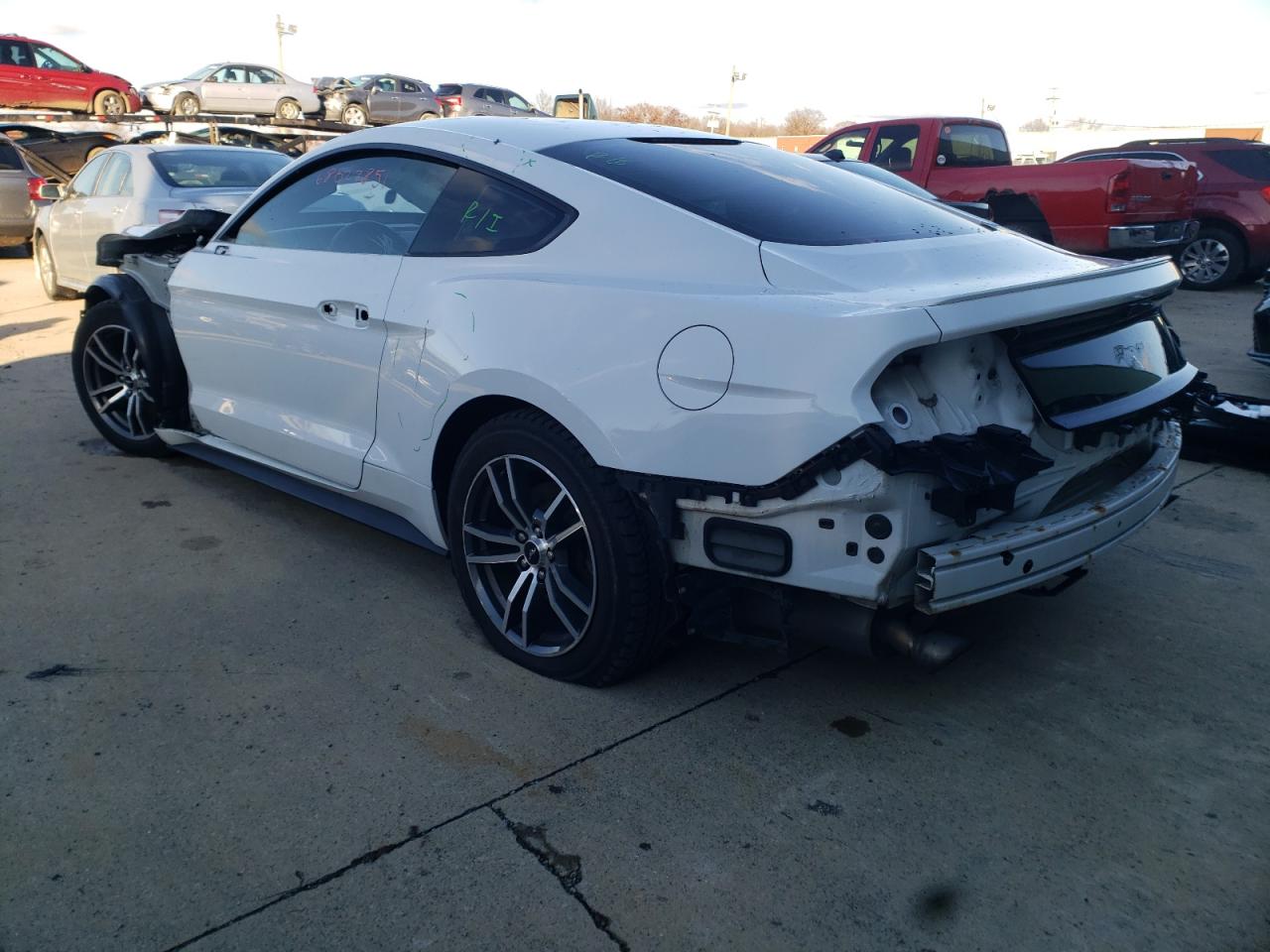 Photo 3 from auction – 2016 FORD MUSTANG with VIN 1FA6P8TH4G5236403