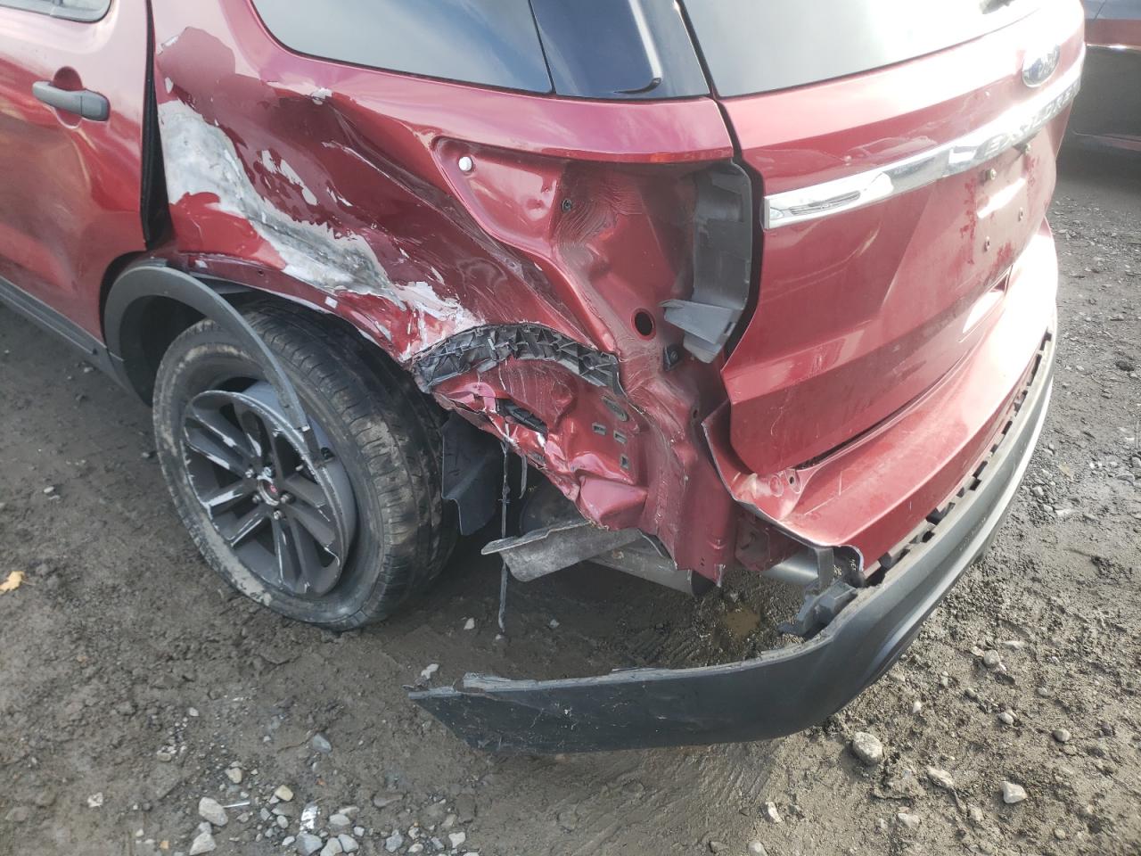 Photo 9 from auction – 2017 FORD EXPLORER with VIN 1FM5K8B80HGB11941