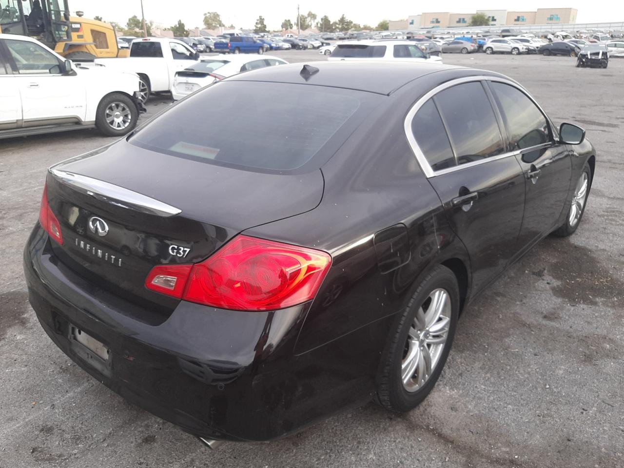 Photo 4 from auction – 2012 INFINITI G37 BASE with VIN JN1CV6AP4CM627331