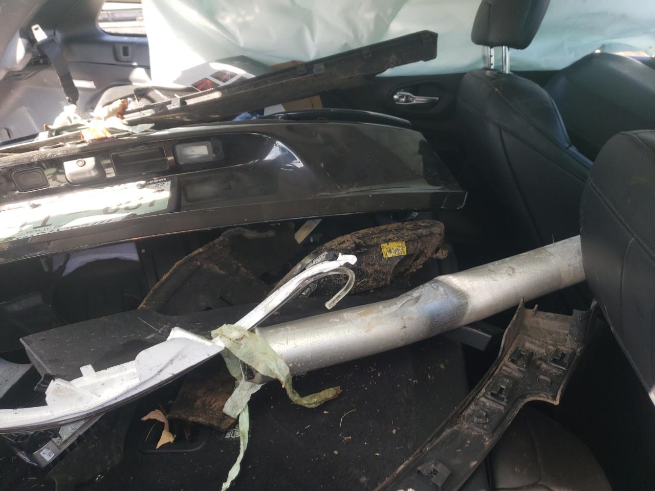 Photo 6 from auction – 2021 JEEP CHEROKEE L with VIN 1C4PJMLB0MD188520
