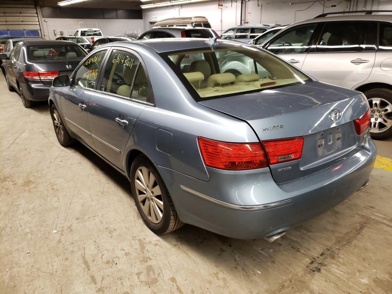 Photo 3 from auction – 2009 HYUNDAI SONATA SE with VIN 5NPEU46F09H426977