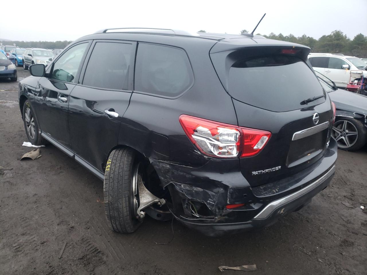 Photo 3 from auction – 2018 NISSAN PATHFINDER with VIN 5N1DR2MM8JC602978