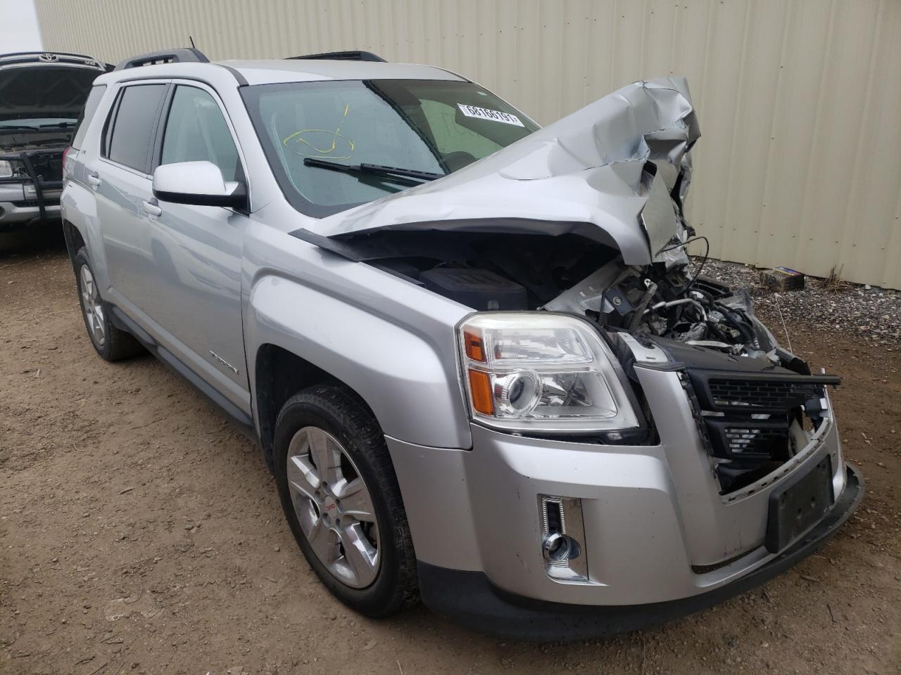 GMC TERRAIN SL 2015 with VIN 2GKFLSE33F6334043 - Photo from auction