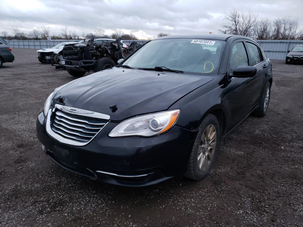 Photo 2 from auction – 2014 CHRYSLER 200 LX with VIN 1C3CCBAB0EN111890