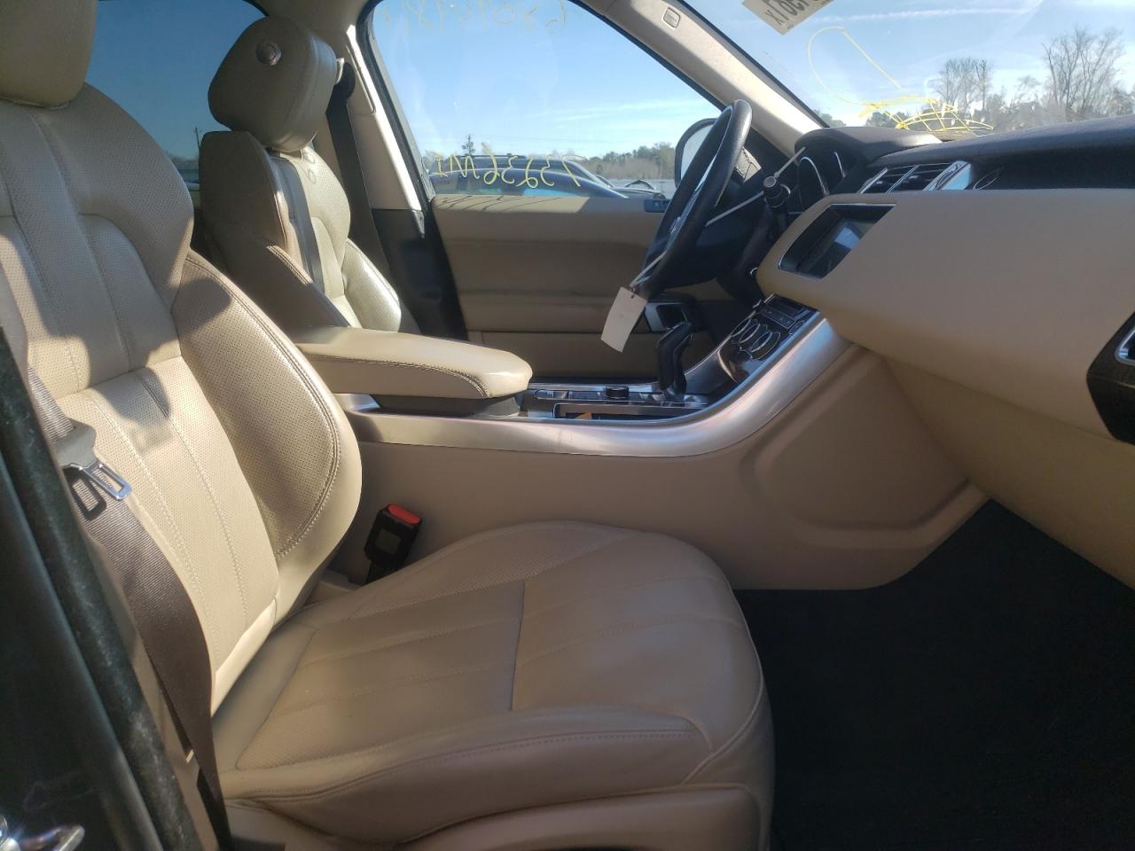 Photo 5 from auction – 2017 LAND ROVER RANGE ROVE with VIN SALWR2FK1HA694099