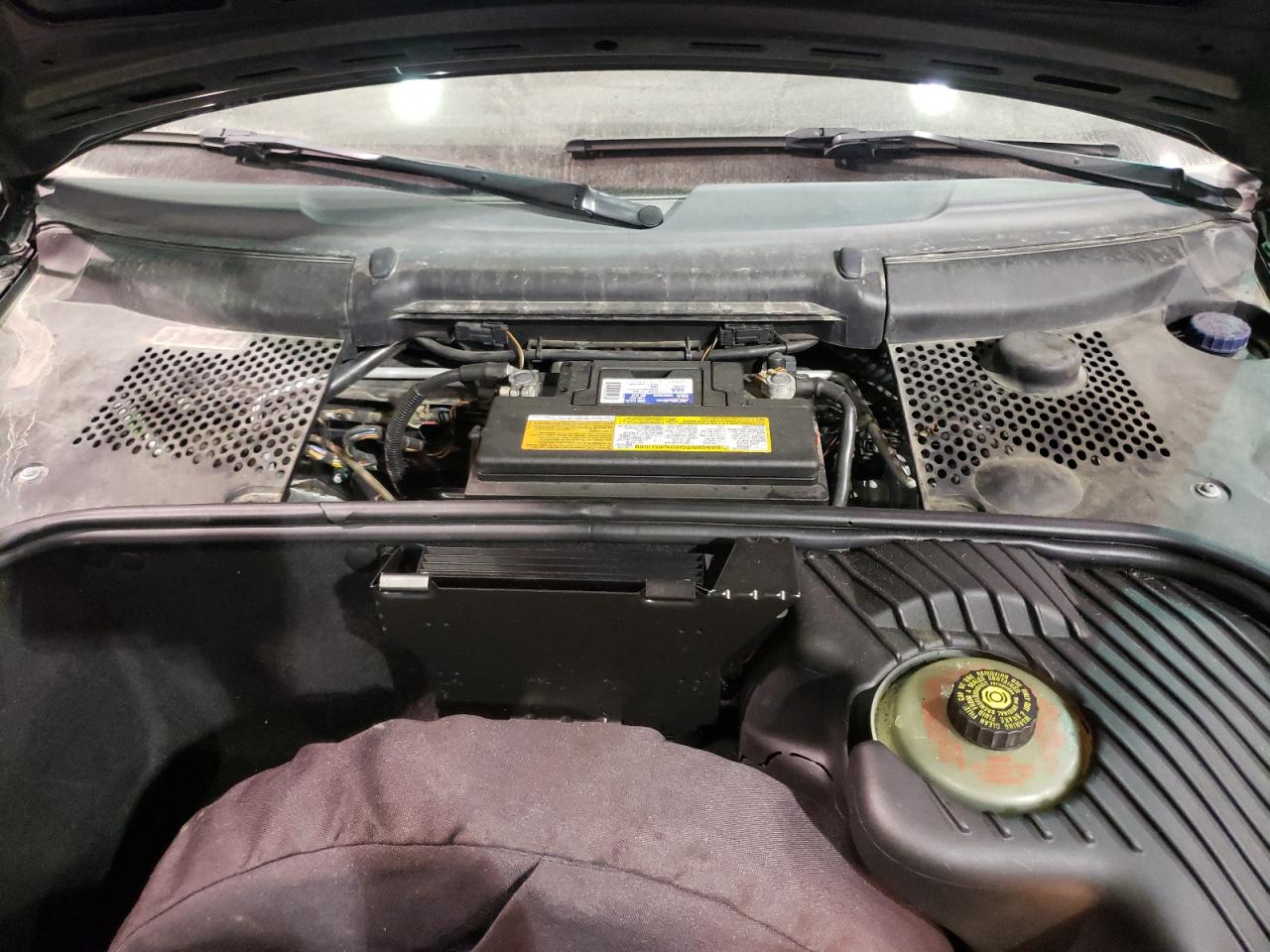 Photo 7 from auction – 2002 PORSCHE BOXSTER with VIN WP0CA29882U621027