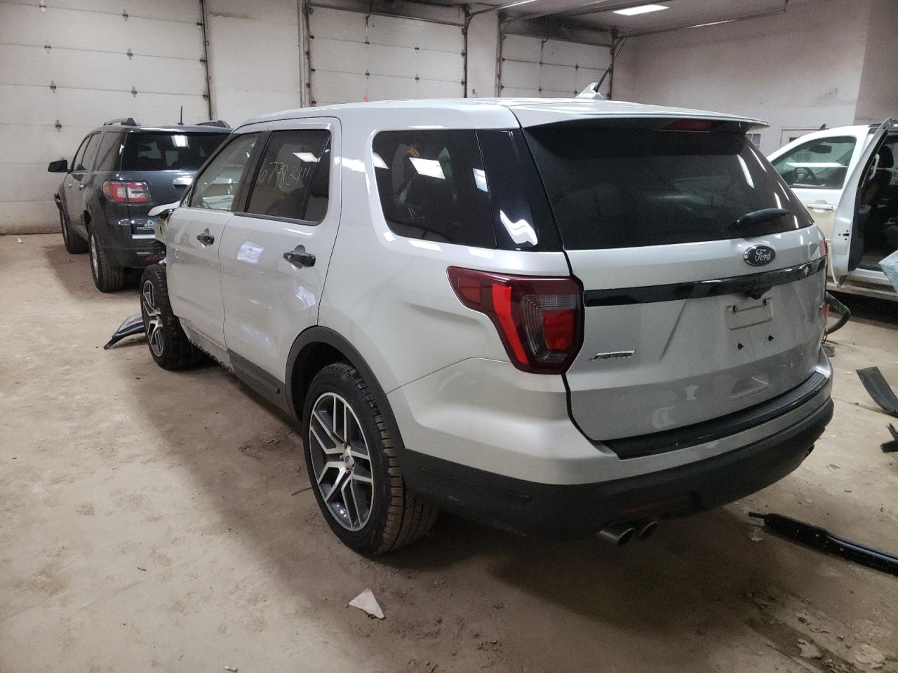 Photo 3 from auction – 2018 FORD EXPLORER S with VIN 1FM5K8GT5JGC16154