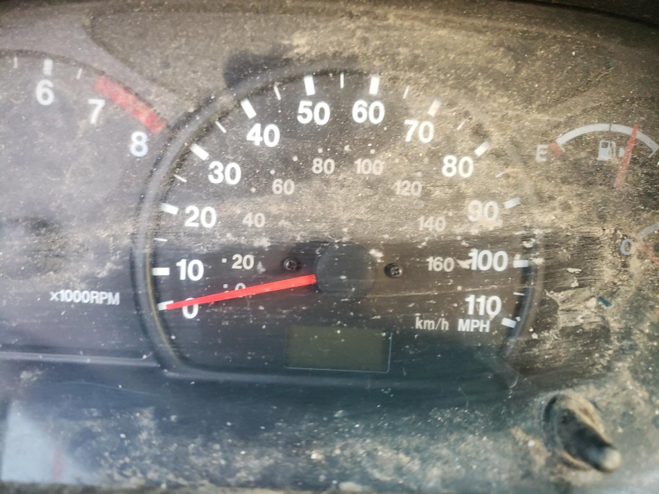 Photo 8 from auction – 2003 CHEVROLET TRACKER LT with VIN 2CNBJ634536941958