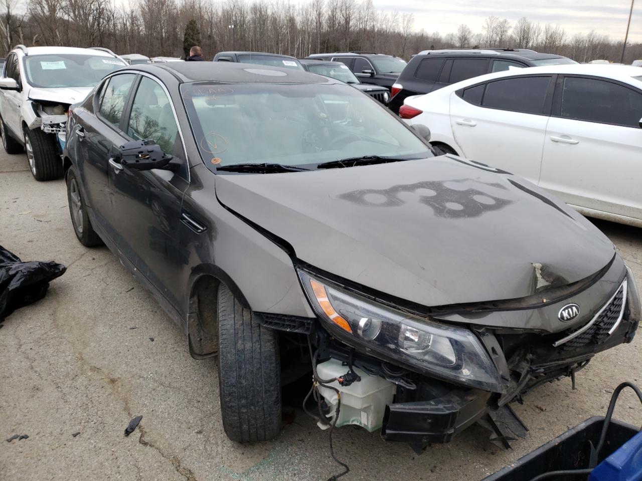 KIA OPTIMA LX 2015 with VIN 5XXGM4A71FG362609 - Photo from auction