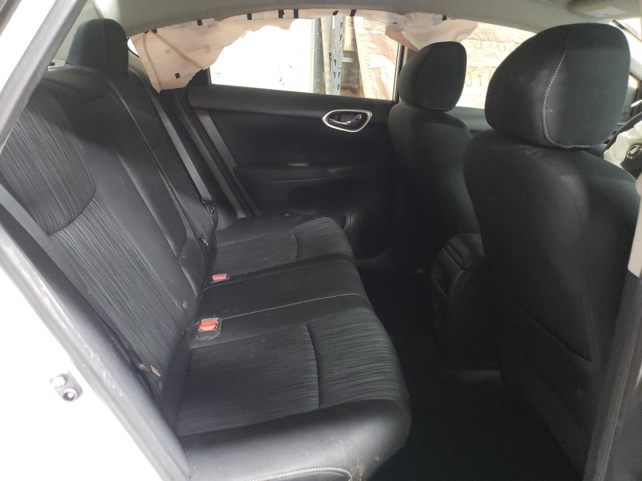 Photo 6 from auction – 2019 NISSAN SENTRA S with VIN 3N1AB7AP2KL607691