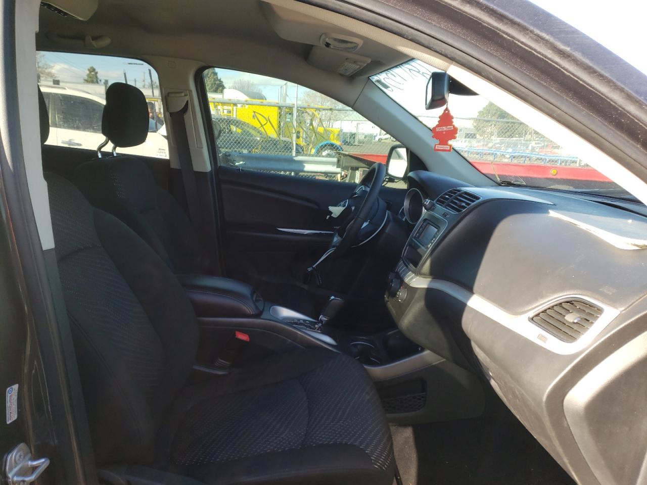 Photo 5 from auction – 2019 DODGE JOURNEY SE with VIN 3C4PDCBB2KT875296