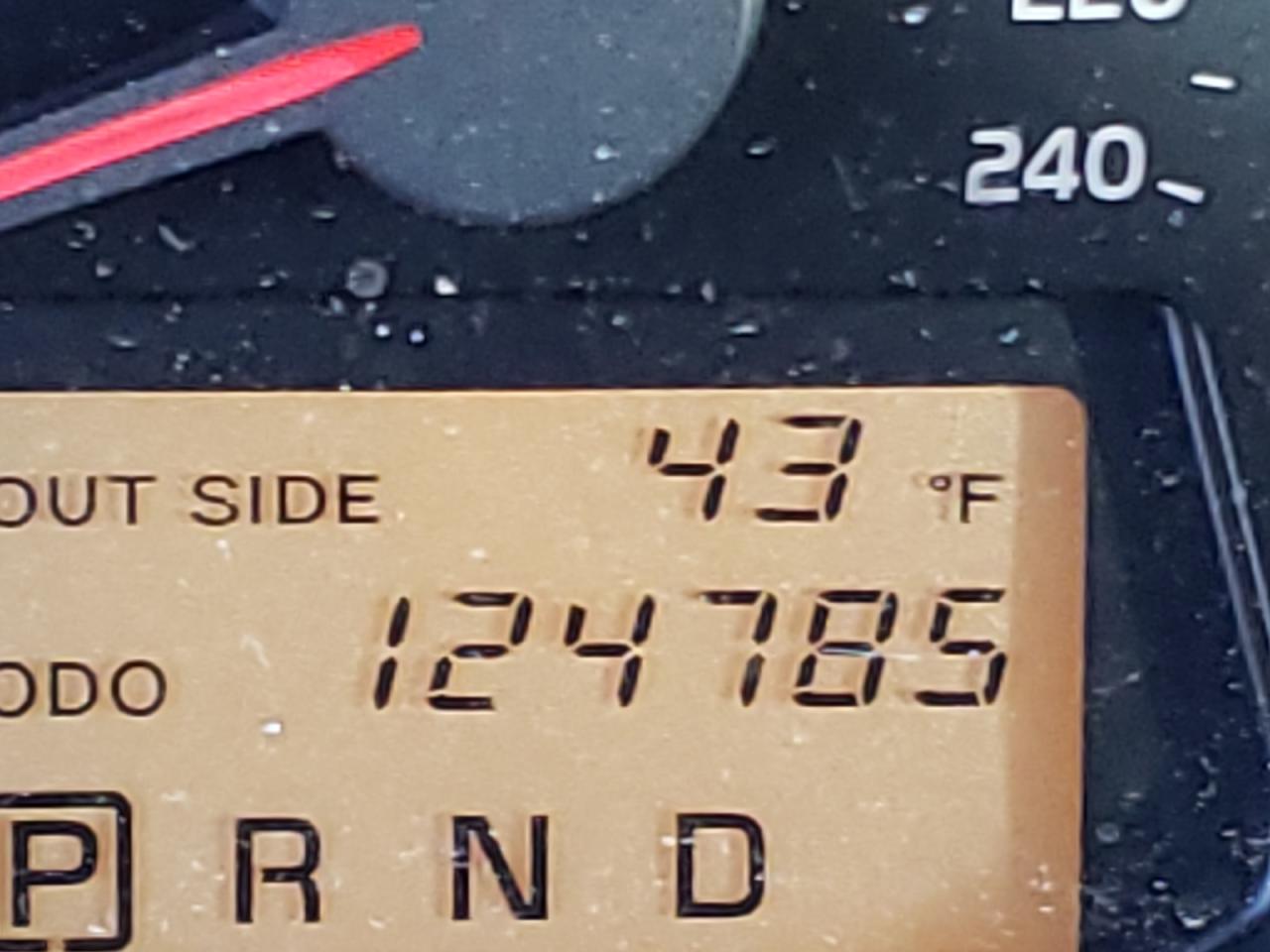 Photo 8 from auction – 2007 TOYOTA RAV4 with VIN JTMZK33VX76005191