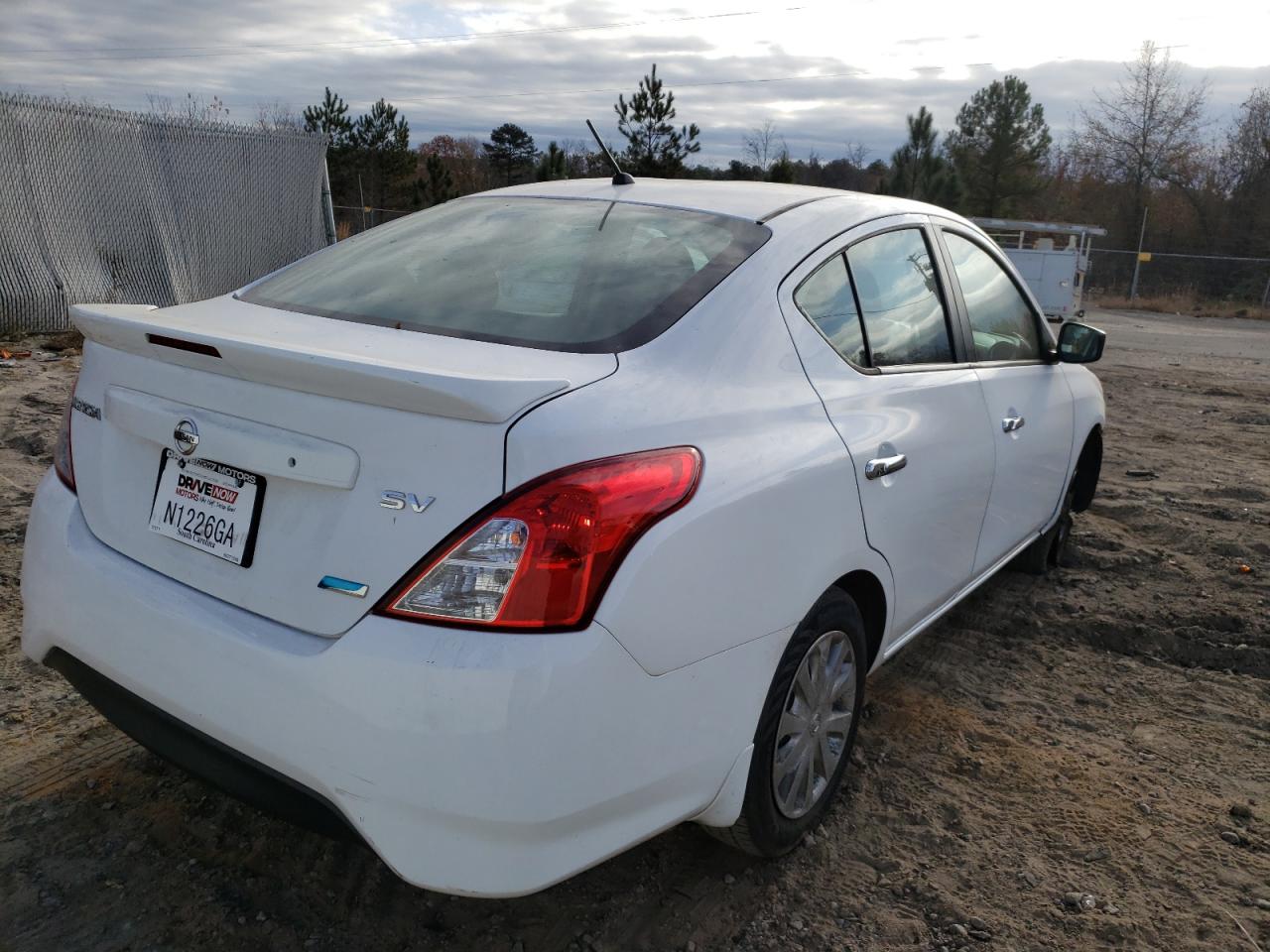 Photo 4 from auction – 2016 NISSAN VERSA S with VIN 3N1CN7AP2GL865877