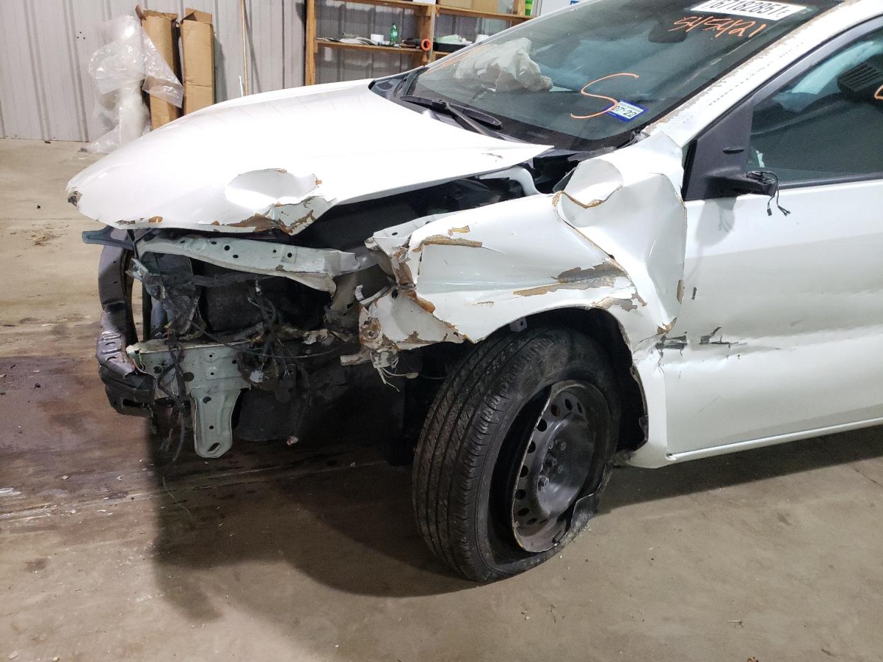 Photo 9 from auction – 2016 TOYOTA COROLLA EC with VIN 5YFBPRHE6GP545421