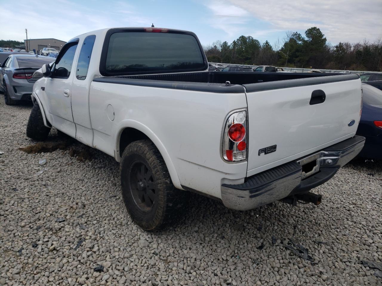 Photo 3 from auction – 1997 FORD F150 with VIN 1FTDX18W3VND32276