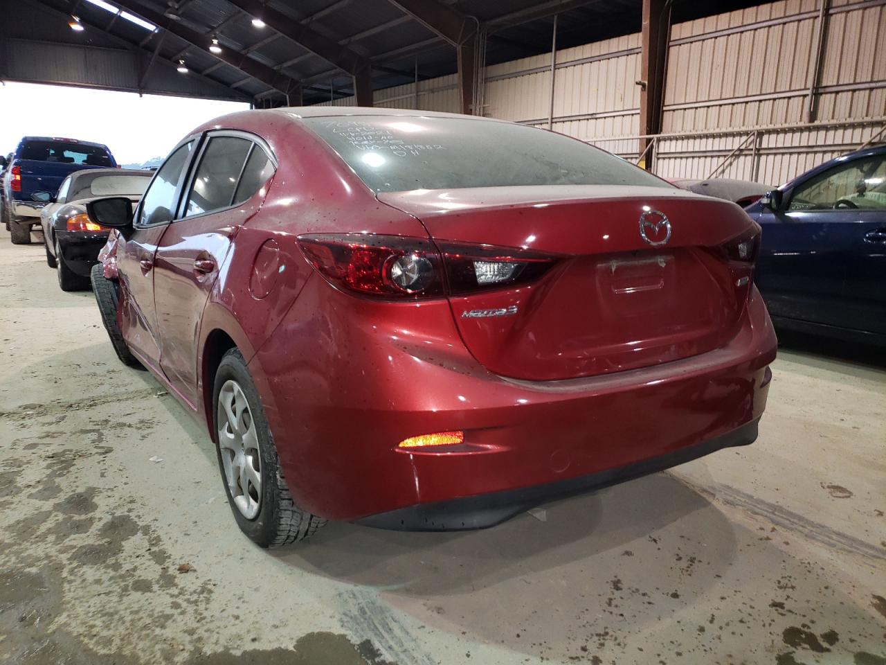 Photo 3 from auction – 2015 MAZDA 3 SPORT with VIN 3MZBM1U73FM181852