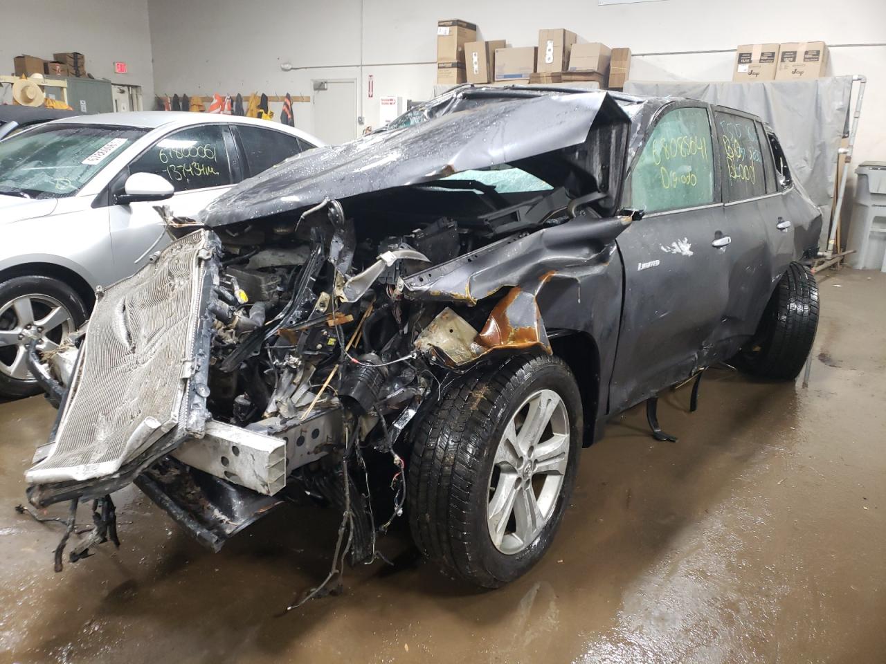 Photo 2 from auction – 2012 TOYOTA HIGHLANDER with VIN 5TDYK3EH5CS058507
