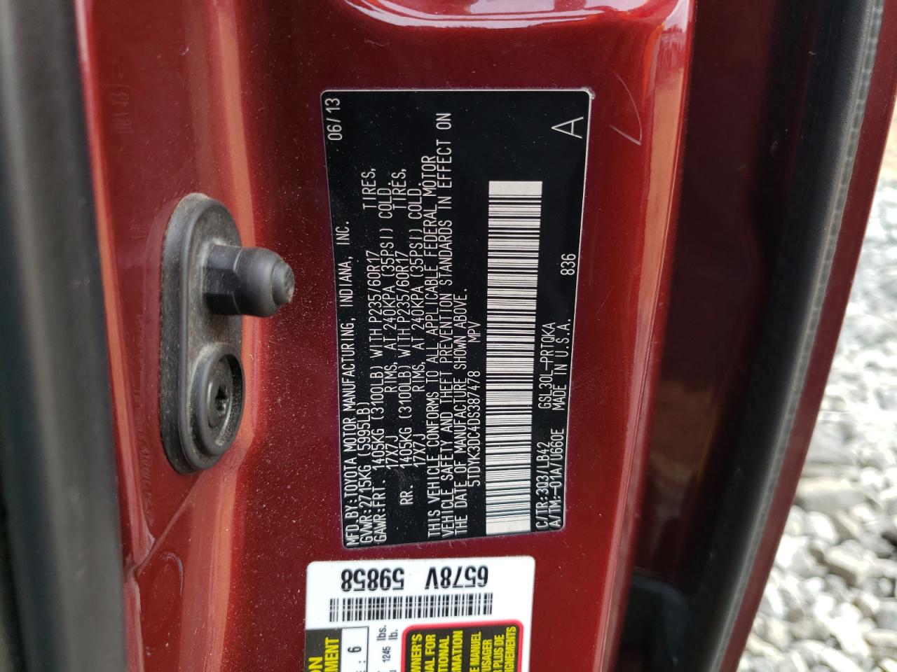 Photo 10 from auction – 2013 TOYOTA SIENNA XLE with VIN 5TDYK3DC4DS387478