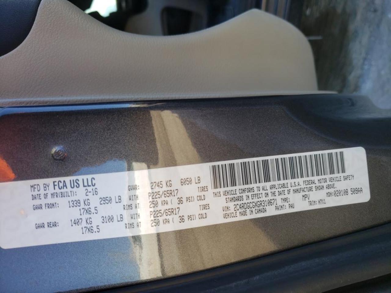 Photo 10 from auction – 2016 DODGE GRAND CARA with VIN 2C4RDGCGXGR310671