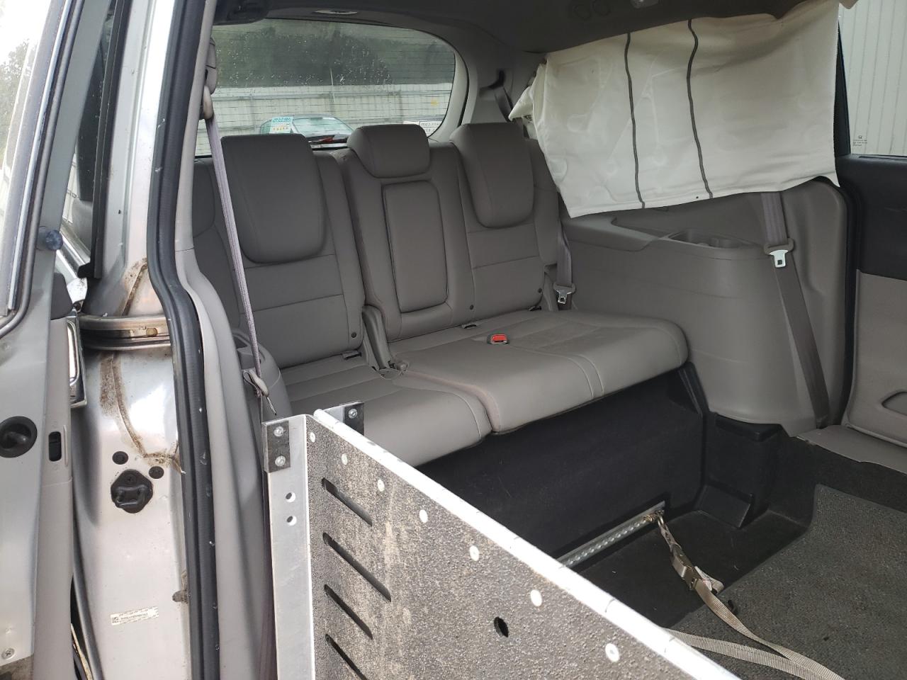 Photo 6 from auction – 2014 HONDA ODYSSEY TO with VIN 5FNRL5H90EB061453