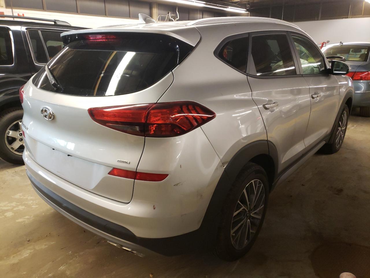 Photo 4 from auction – 2020 HYUNDAI TUCSON LIM with VIN KM8J3CAL9LU201507