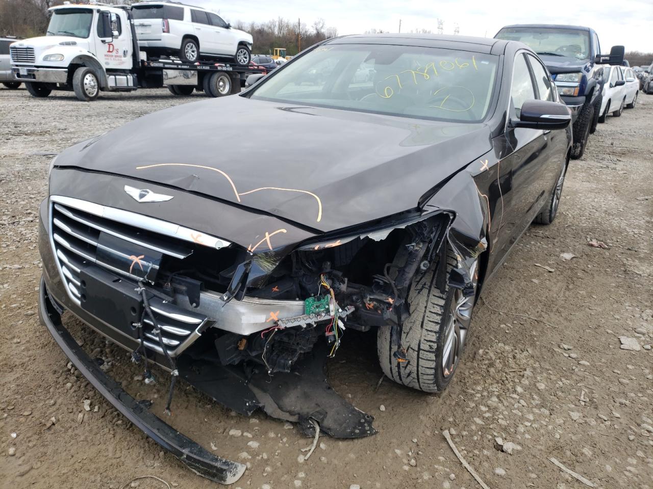 Photo 9 from auction – 2015 HYUNDAI GENESIS 5. with VIN KMHGN4JF1FU015503