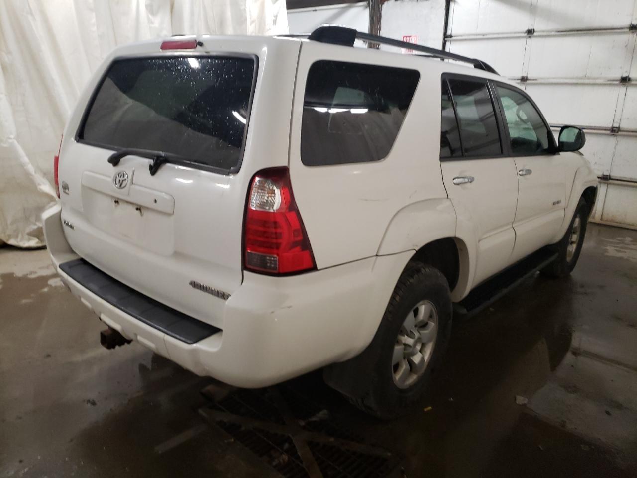 Photo 4 from auction – 2006 TOYOTA 4RUNNER SR with VIN JTEBU14R860100184