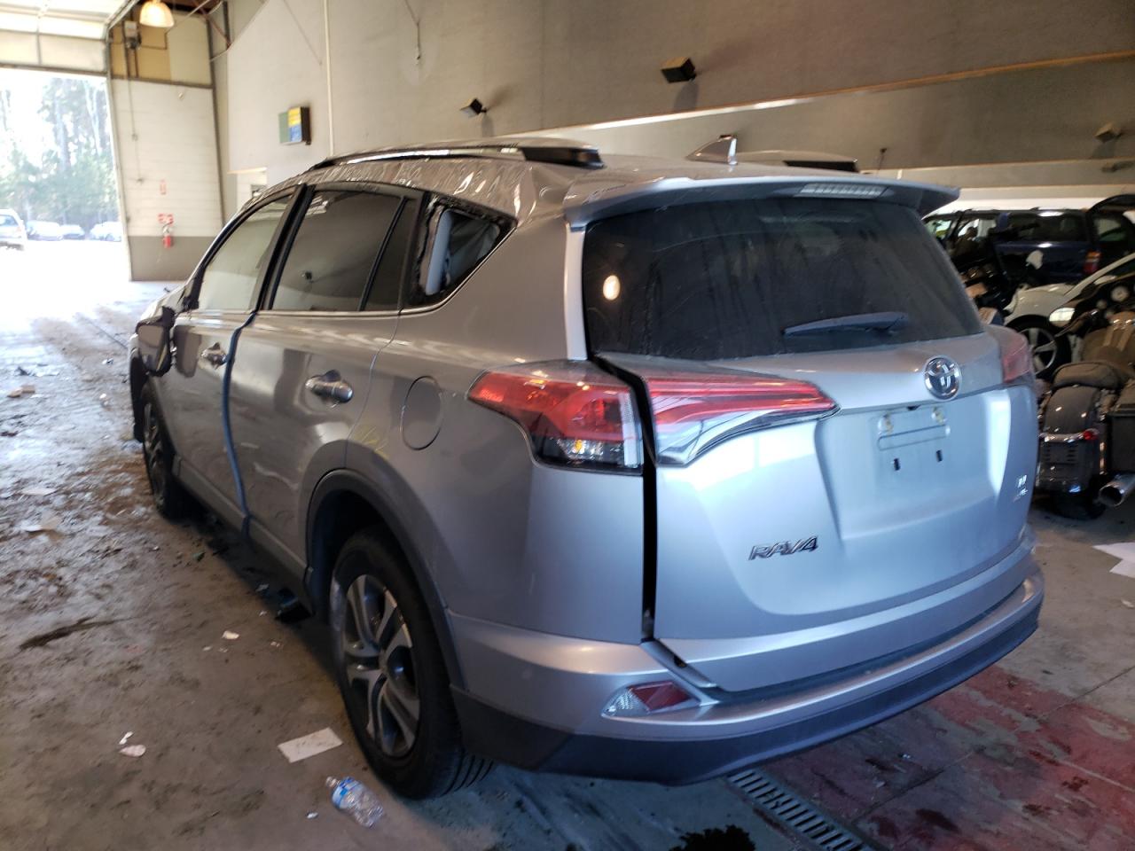 Photo 3 from auction – 2016 TOYOTA RAV4 LE with VIN 2T3BFREV2GW448620