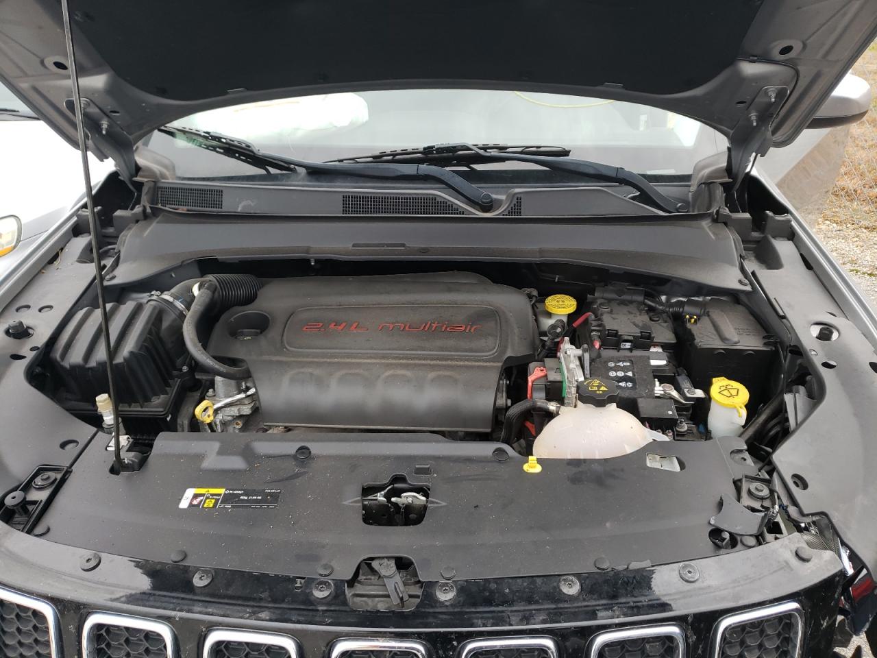 Photo 7 from auction – 2018 JEEP COMPASS LA with VIN 3C4NJCBB3JT193901
