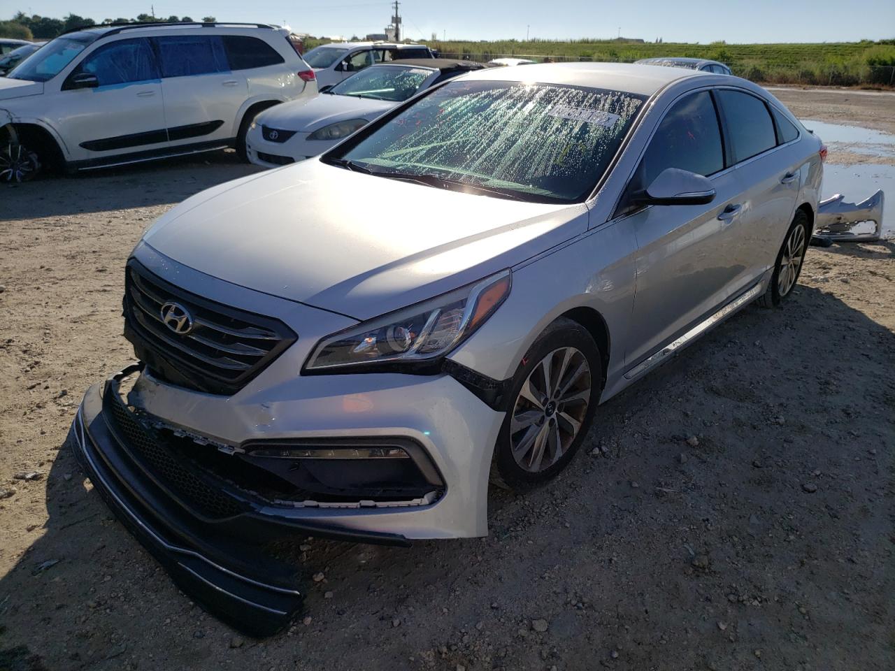 Photo 2 from auction – 2015 HYUNDAI SONATA SPO with VIN 5NPE34AF2FH022147