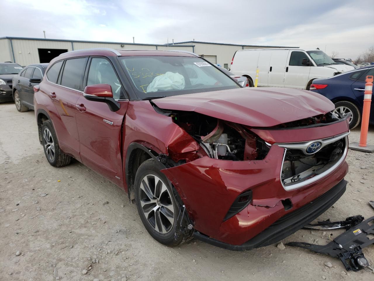 TOYOTA HIGHLANDER 2021 with VIN 5TDGBRCH7MS536266 - Photo from auction