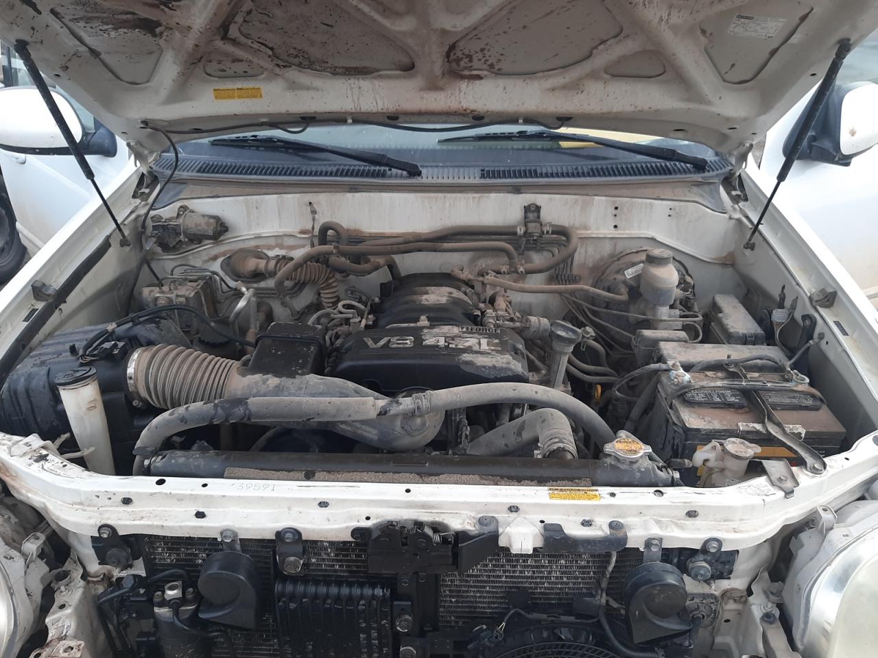 Photo 7 from auction – 2005 TOYOTA SEQUOIA LI with VIN 5TDBT48A75S249811
